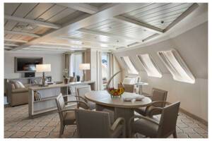 Silver Cloud Grand Suite