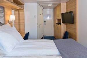 Arctic Superior Cabin (P2D), MS Kong Harlad