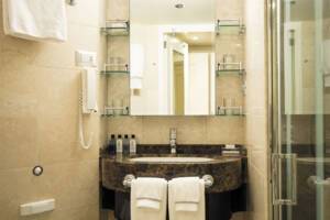 Veranda Suite bathroom, Seven Seas Explorer, Regent Seven Seas