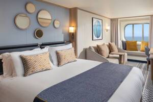 Sea View Bedroom (LC), Iona