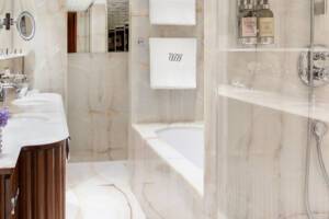Grand Suite Bathroom, S.S. Joie de Vivre, Uniworld
