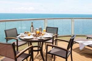 Suite Balcony (B6), Iona