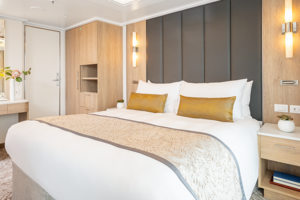 Vista Suite Bedroom, Sun Princess, Princess Cruises