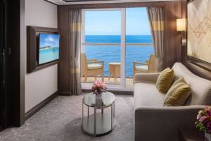 2-Bedroom Deluxe Family Suite, Norwegian Pearl