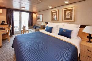 Britannia Club Balcony Bedroom, Queen Victoria, Cunard