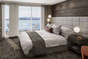 The Haven Courtyard Penthouse, Norwegian Epic