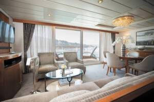 Seven Seas Suite Living Area (Forward), Seven Seas Mariner, Regent Seven Seas