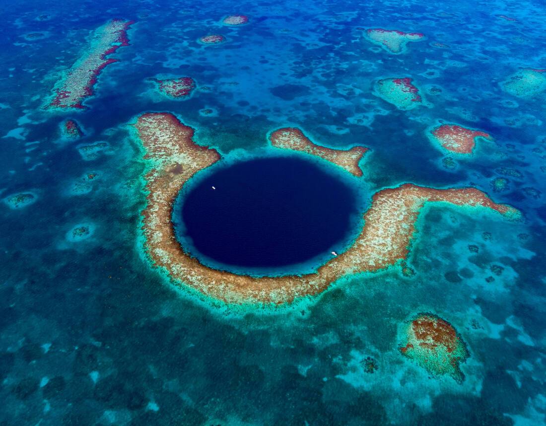 The great hole, Belize