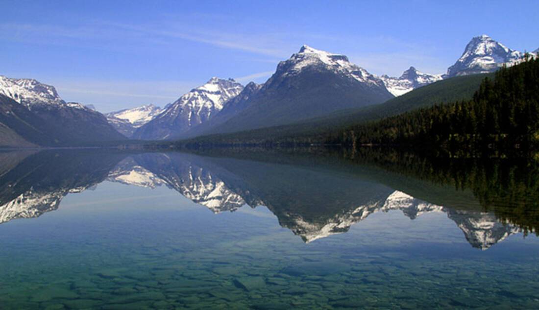 Lake MacDonald Glacier, Alaska, America
