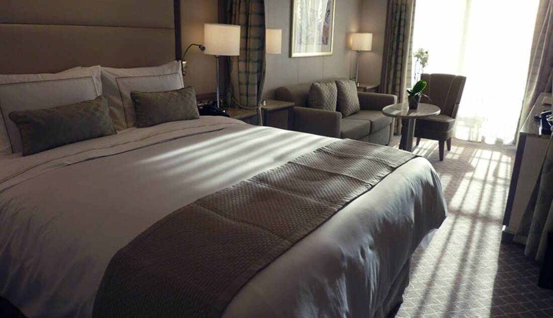 Suite, Silver Muse