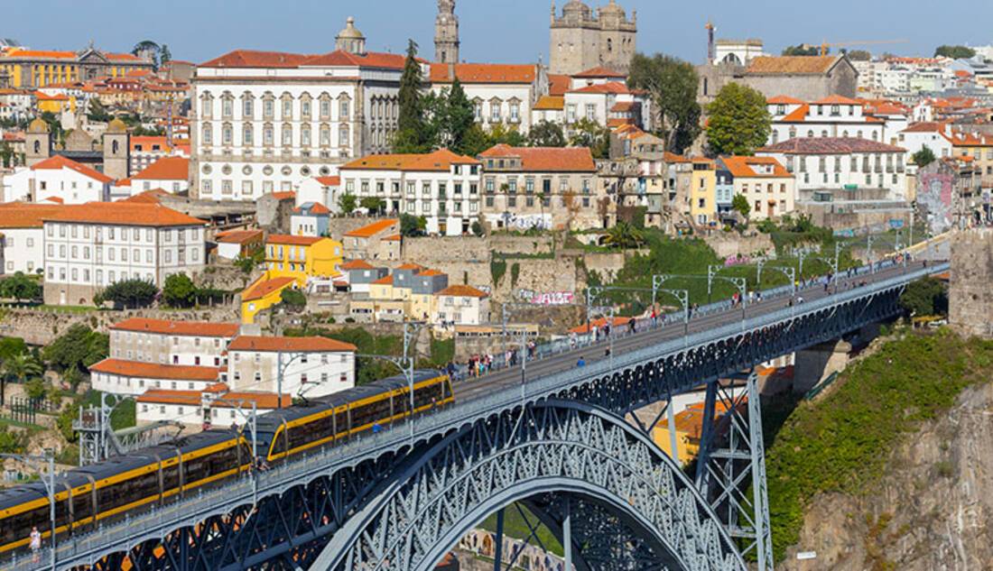 Transport links, Porto