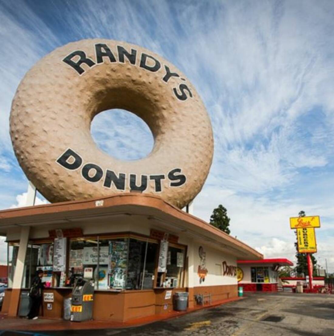 Randy's Donuts LA
