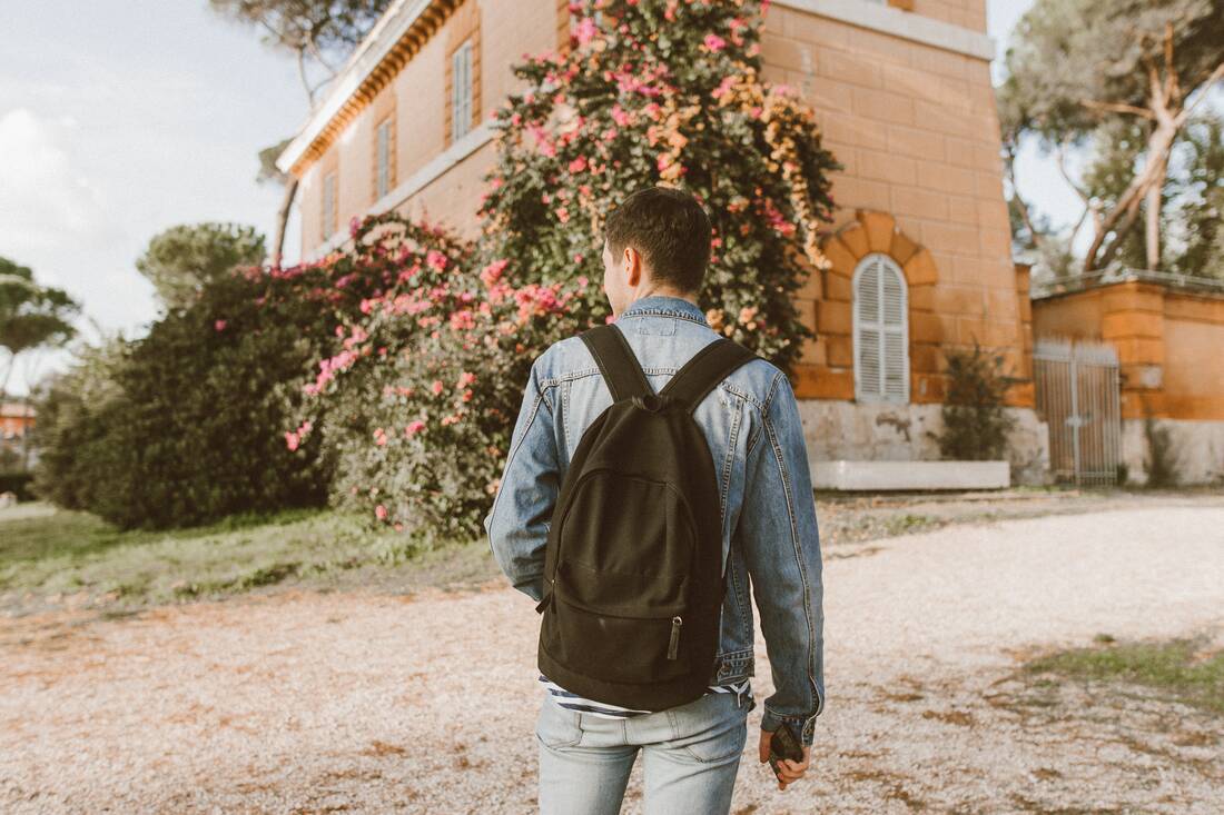 Walking into Villa Borghese