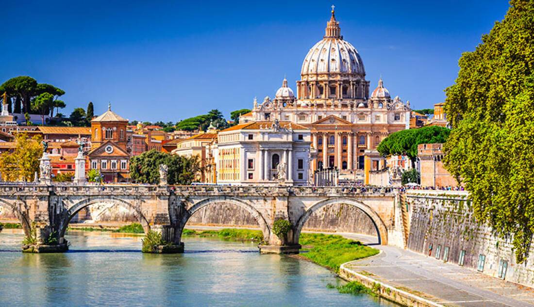 Solo travel Italy