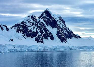 A panoramic view of Elephant Island