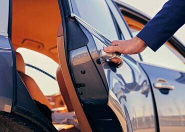 Chauffeur transfer from the port to your home address