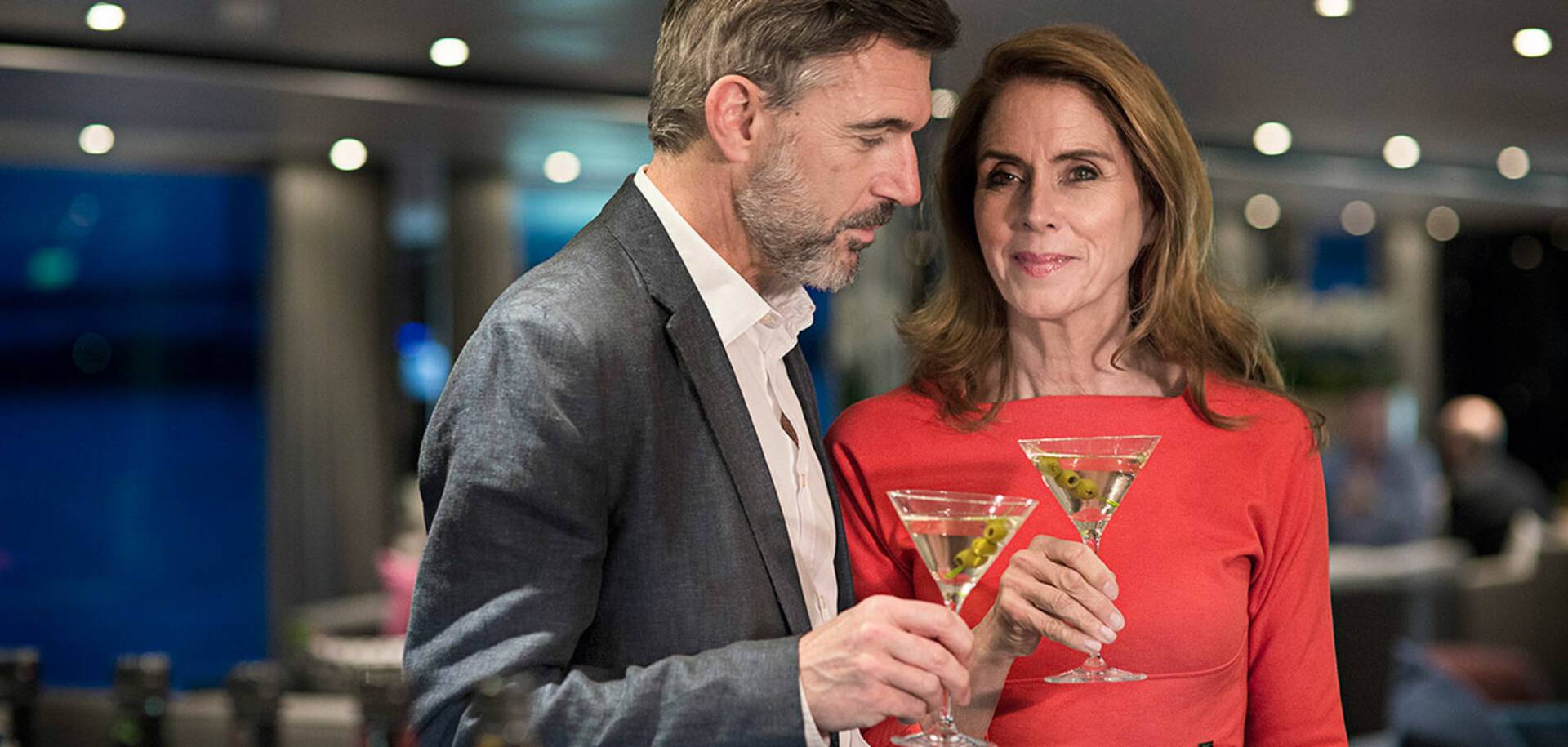 Horizon Bar and Lounge, Emerald Cruises