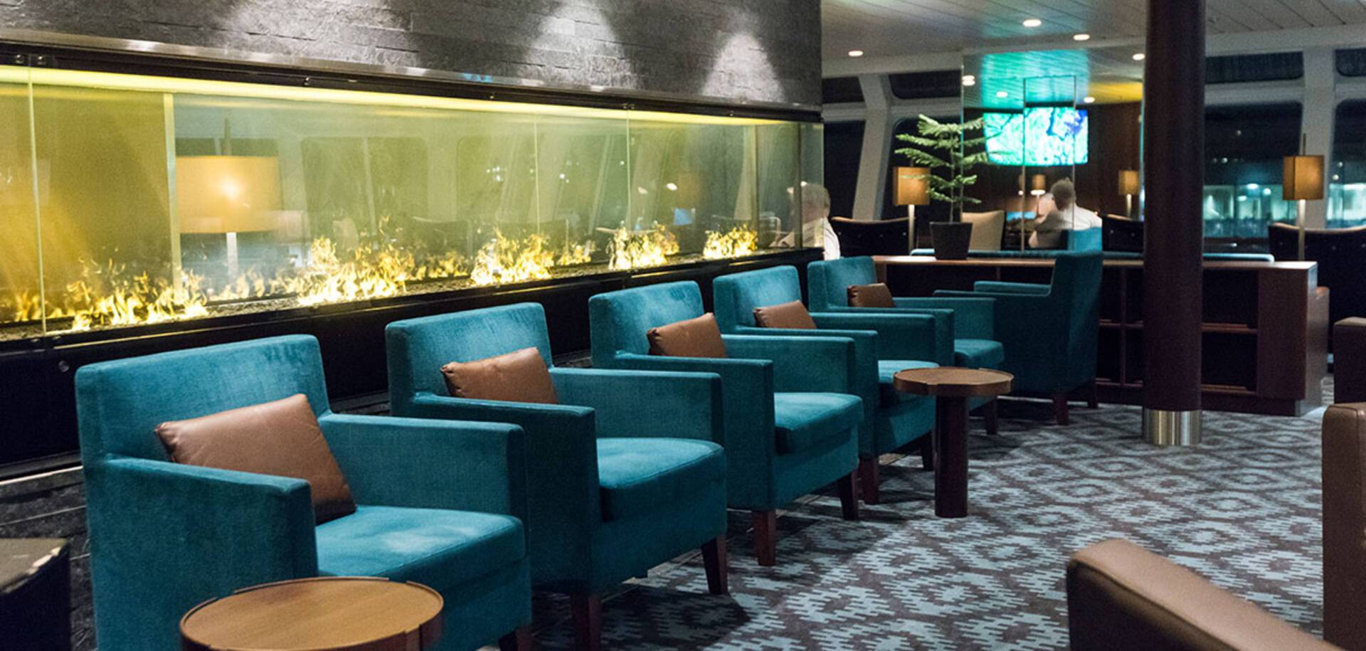 Explorer Bar & Lounge on MS Nordnorge