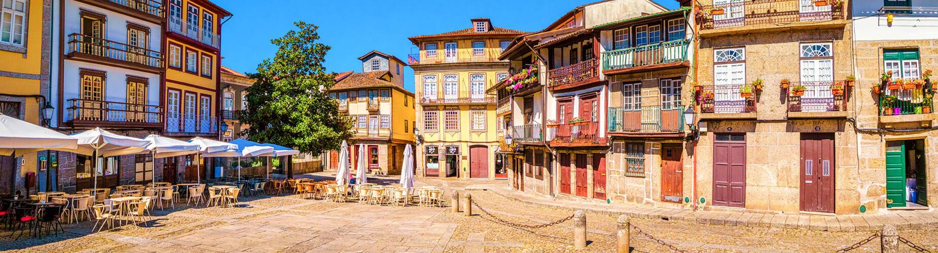 A panoramic view of Guimarães