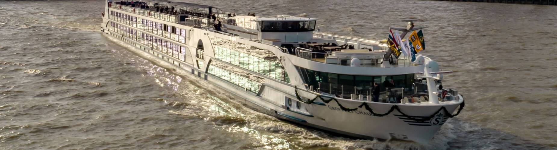 Geoffrey Chaucer, Riviera Travel