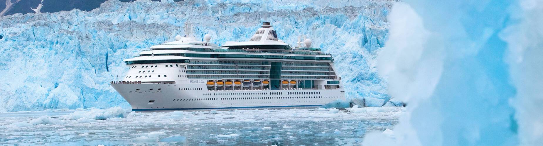 Radiance of the Seas in Hubbard Glacier