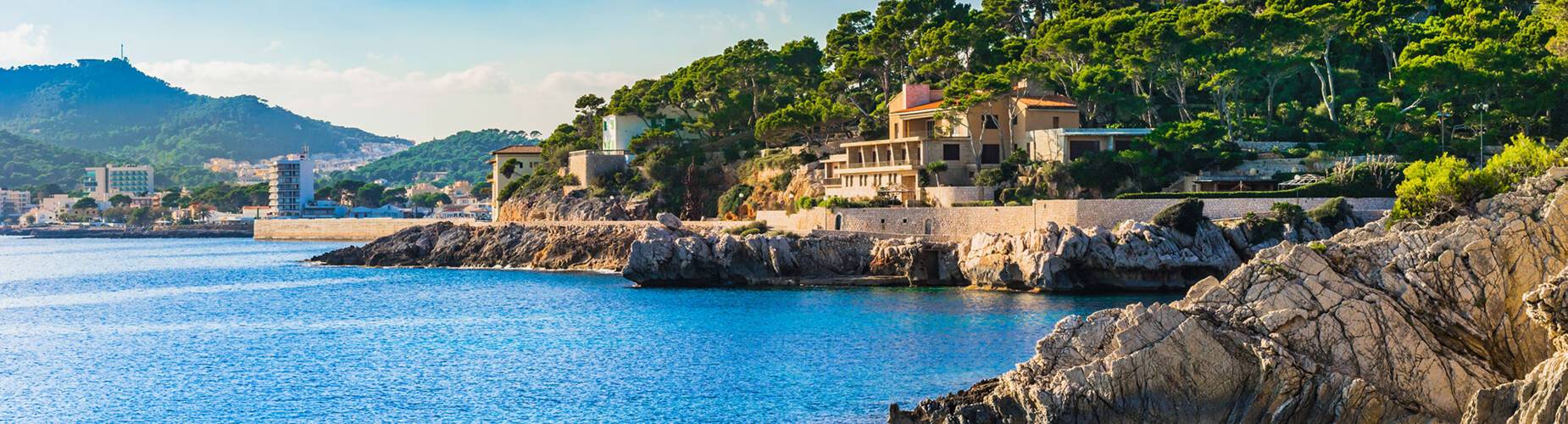 A panoramic view of Mallora