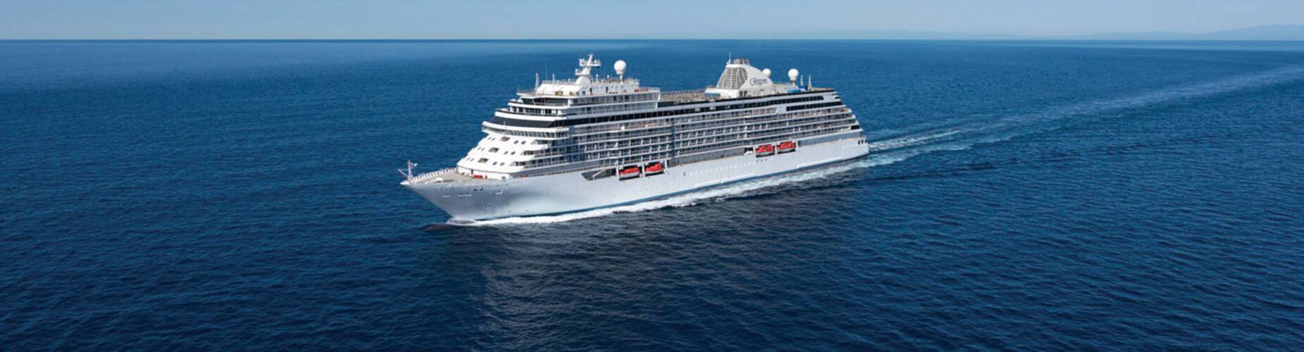 Seven Seas Explorer at sea