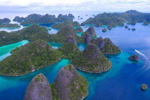 Pulau Wayag