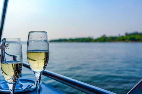 Embark your Emerald River Star-Ship